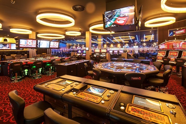 what is a casino’s 슬롯사이트추천 business model?